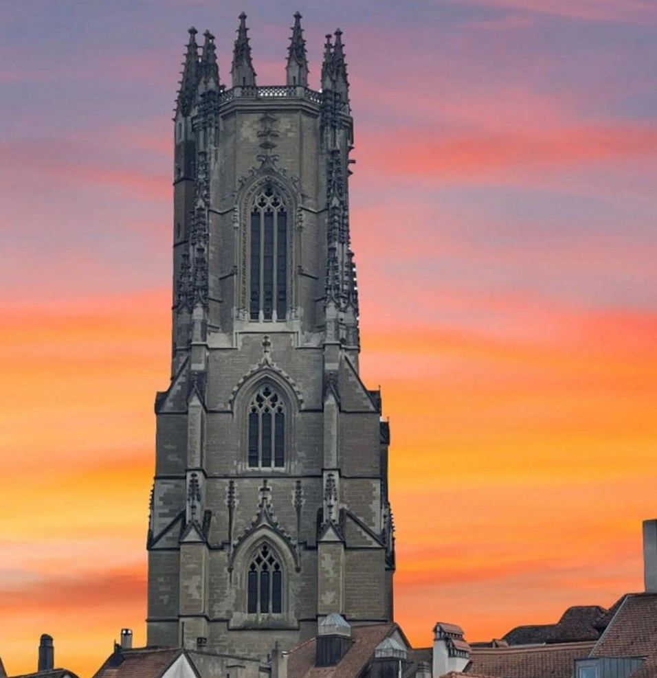 La torre gotica di San Nicola, Friburgo